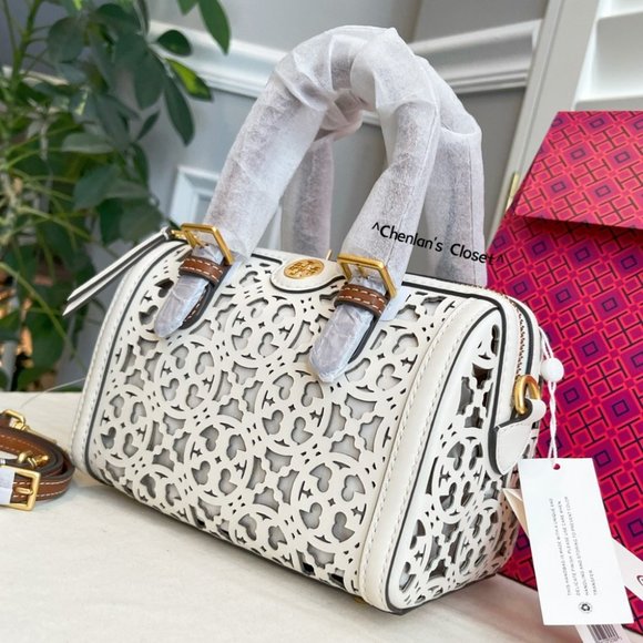 🔥NeW! $598 Tory Burch T Monogram Laser Cut Barrel Petite Bag - Picture 3 of 17